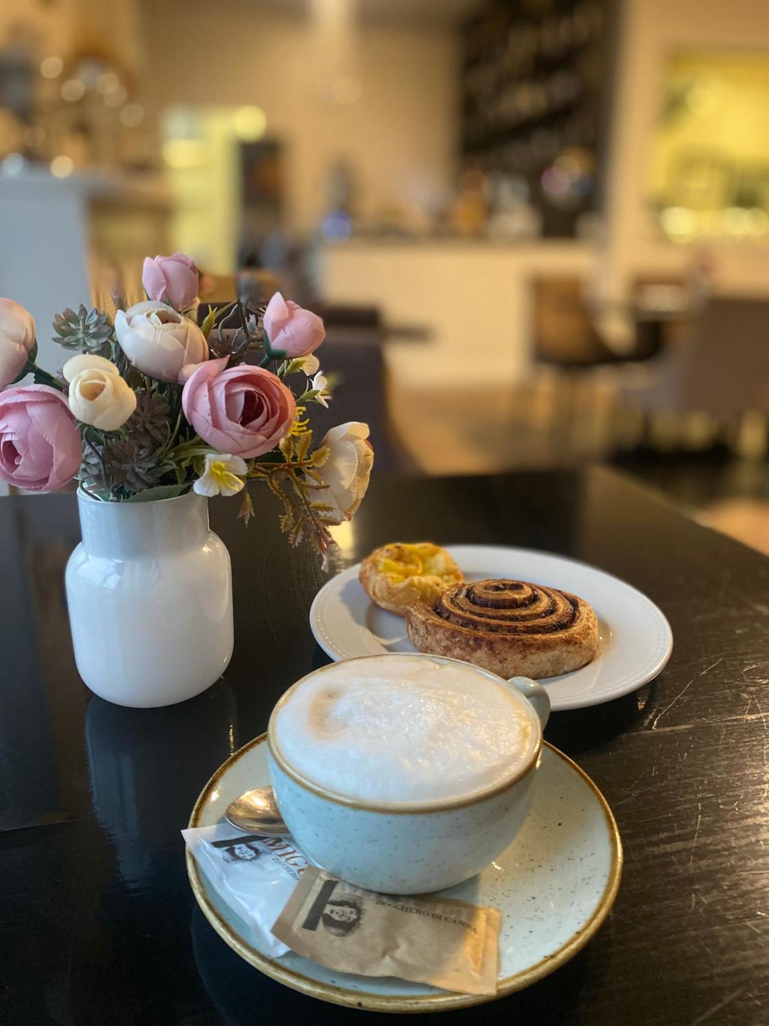Artis Boutique Hotel سزومباثيلي المظهر الخارجي الصورة