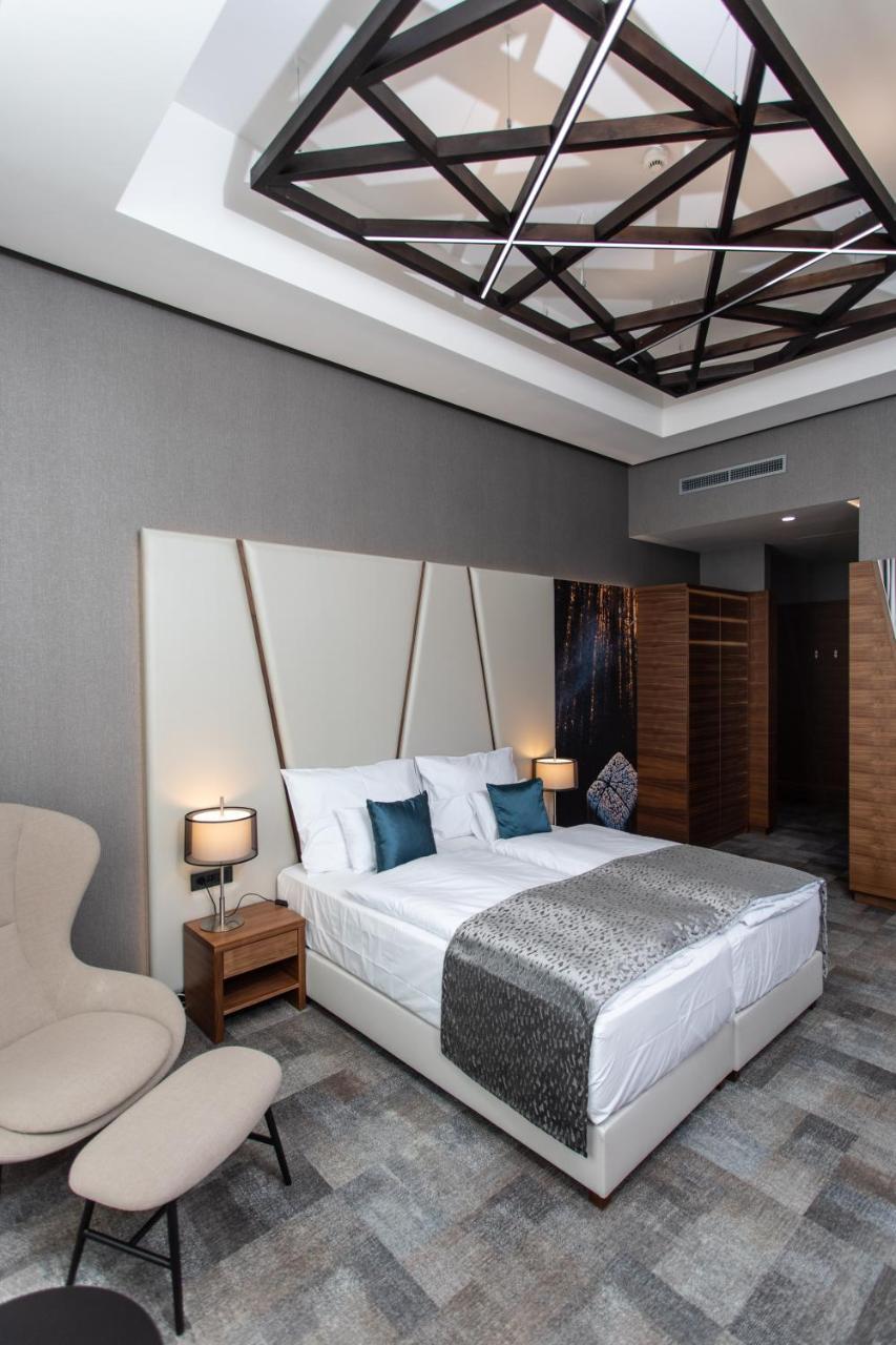 Artis Boutique Hotel سزومباثيلي المظهر الخارجي الصورة
