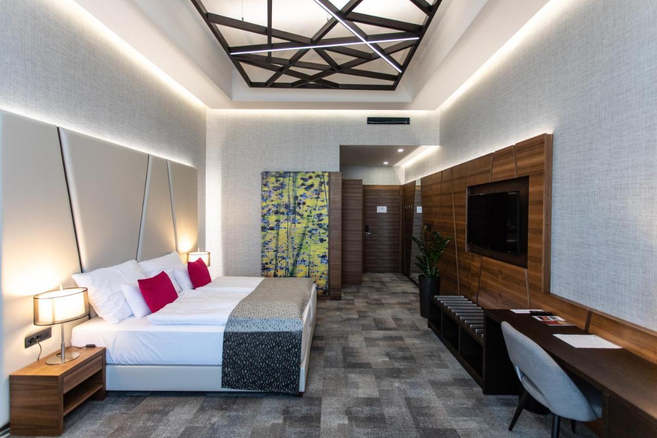 Artis Boutique Hotel سزومباثيلي المظهر الخارجي الصورة