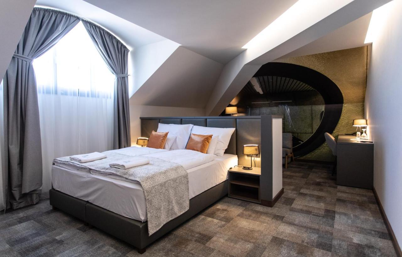 Artis Boutique Hotel سزومباثيلي المظهر الخارجي الصورة