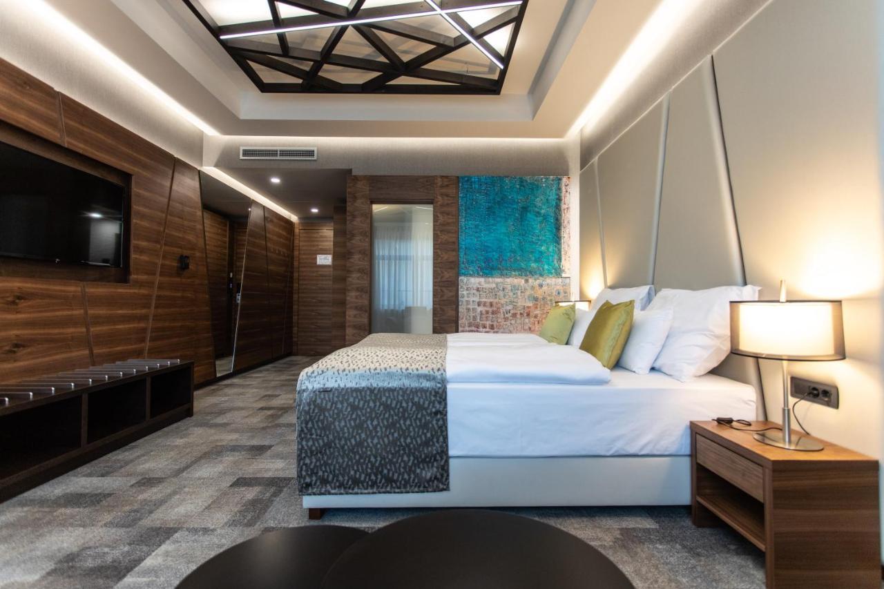Artis Boutique Hotel سزومباثيلي المظهر الخارجي الصورة