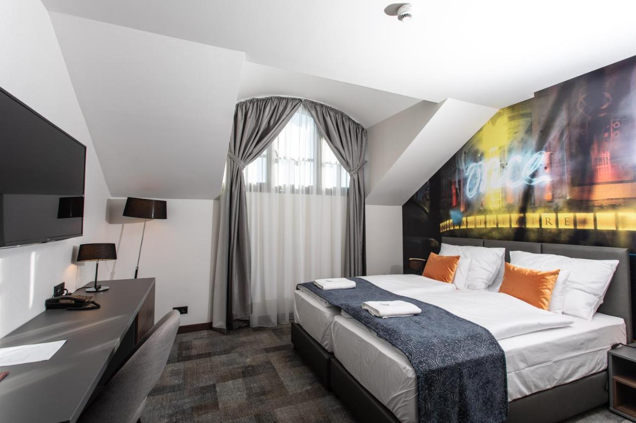 Artis Boutique Hotel سزومباثيلي المظهر الخارجي الصورة