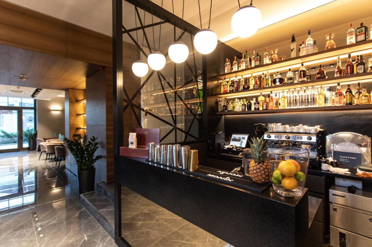 Artis Boutique Hotel سزومباثيلي المظهر الخارجي الصورة