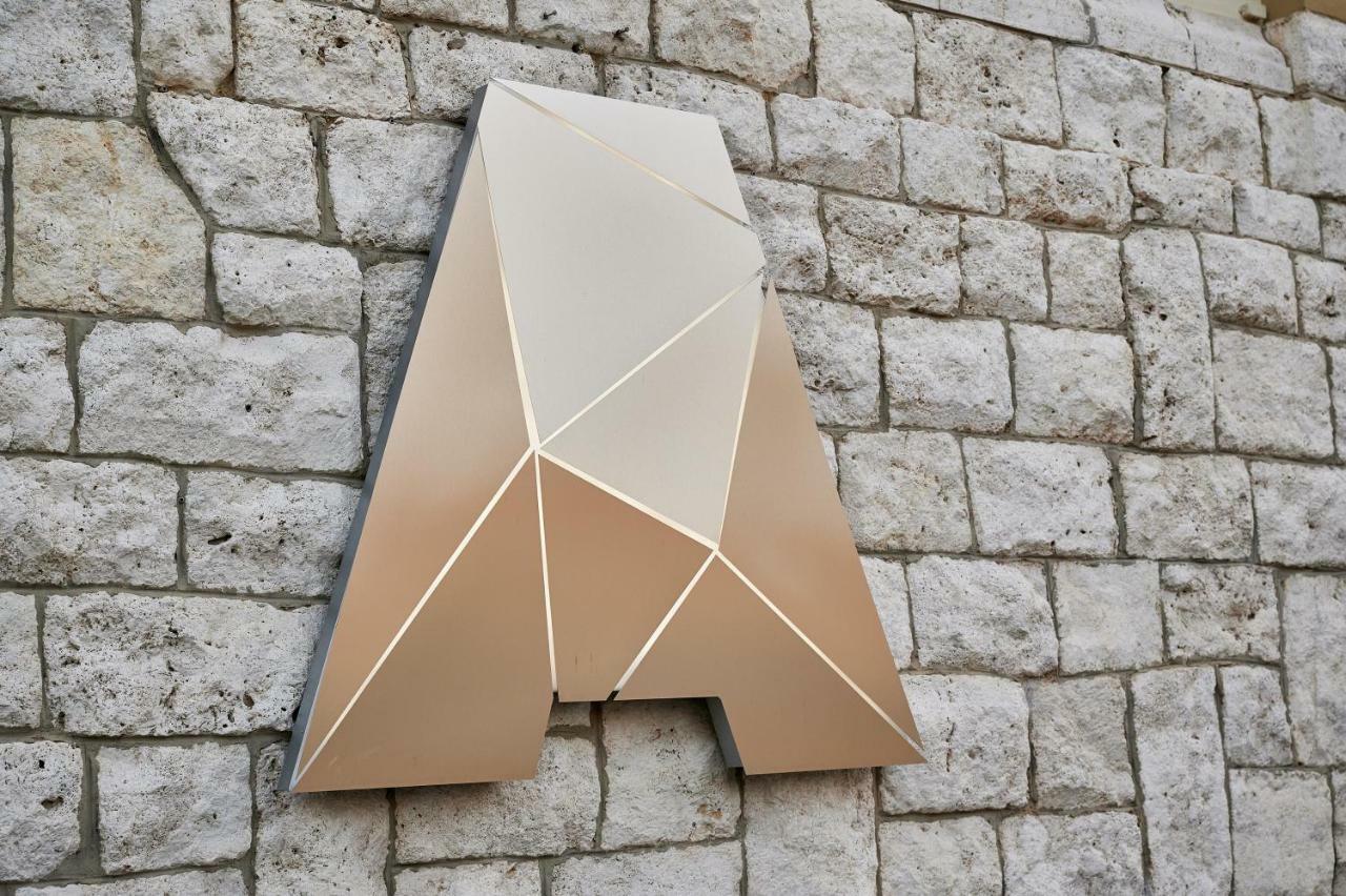 Artis Boutique Hotel سزومباثيلي المظهر الخارجي الصورة